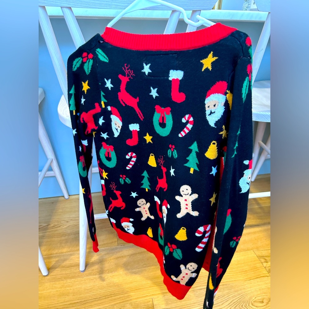 Tipsyelves Christmas sweater